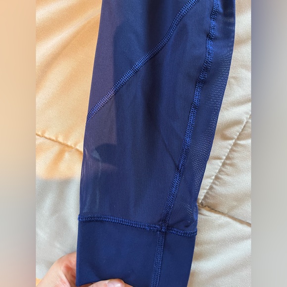 Blue Lululemon Leggings - Picture 4 of 5